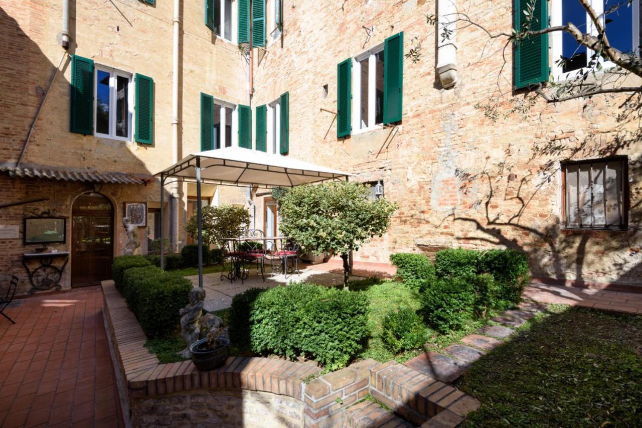 Regis Condo Siena Exterior foto